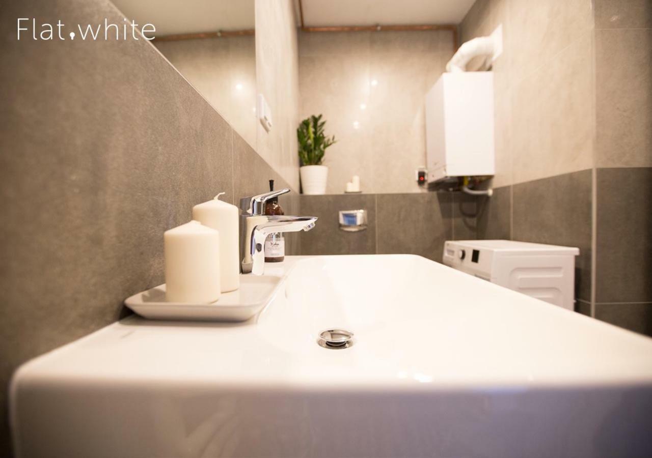 Apartamenty Flat White Zamkowa 4-6 Zielona Gora  Exterior photo